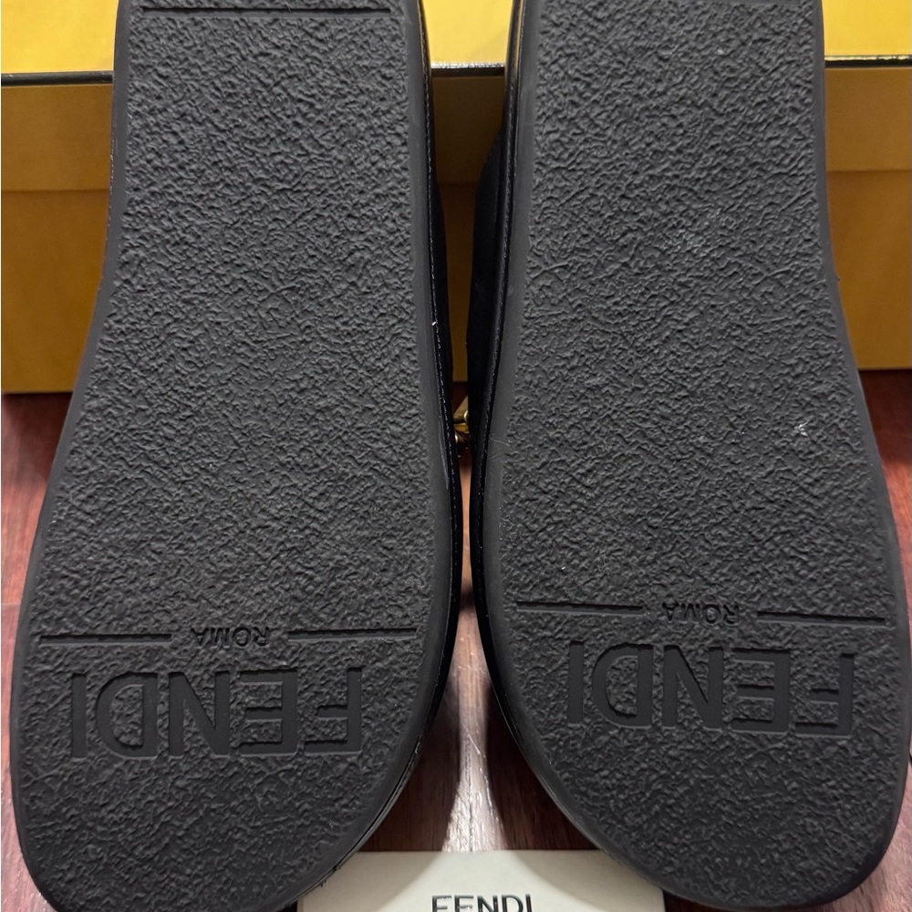 FENDI Vitello Fendigraphy Logo Criss Cross Platfrom Slide Black and Gold size 39 - Picture 3 of 4